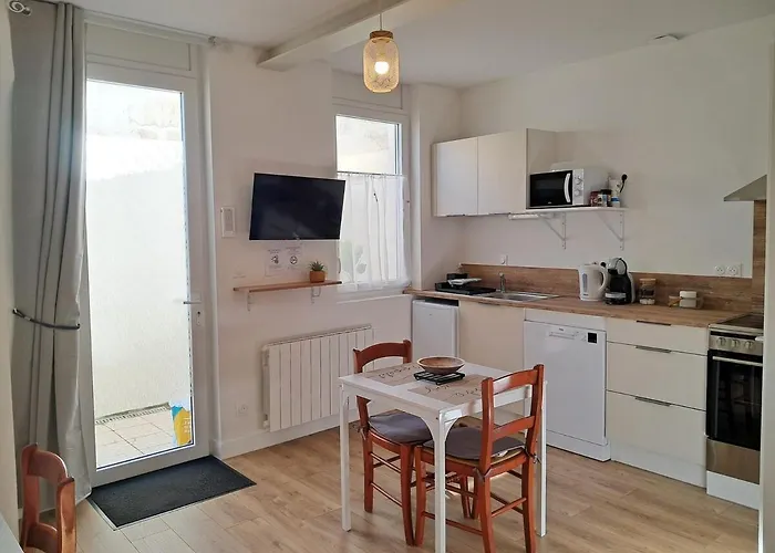 3 Cozy Proche Du Centre * Rochefort (Charente-Maritime)